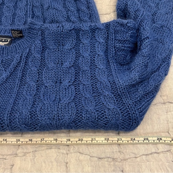 Vintage Womens Mohair Acrylic Cable Knit Sweater M Cobalt Blue Chunky Classic - Picture 9 of 11